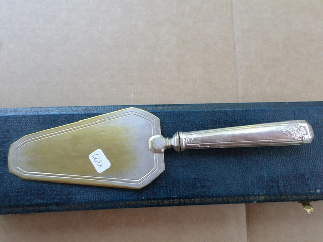 ANCIENNE PELLE À Gâteaux Argent Massif Minerve Vermeil Art Déco EUR 59