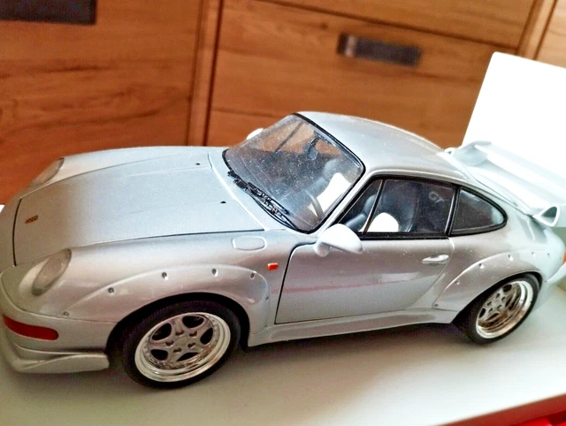 Toys | Ut Models 118 Scale Diecast Model Of A Porsche 911 Gt2 993 In Silver 69865a3880cb658664c32339