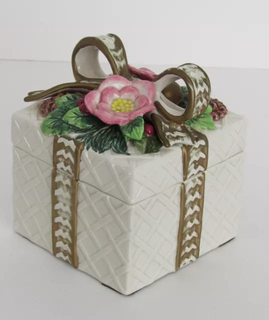 Fitz & Floyd Classics Porcelain TRINKET BOX with Pink Flowers & Gold Ribbon