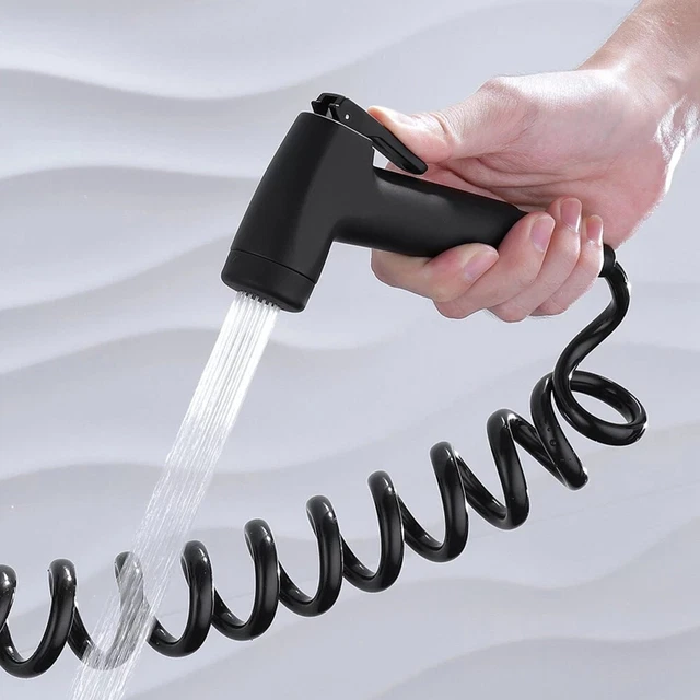 Pulvérisateur bidet portable polyvalent et fiable adapté à diverses applicati