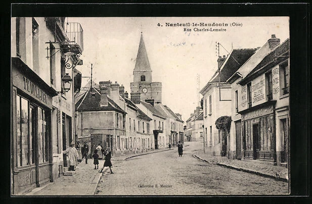 CPA Nanteuil-le-Haudouin, Rue Charles Lemaire 1925