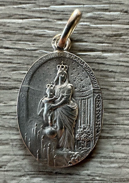 MÉDAILLE RELIGIEUSE. NOTRE Dame de Font Romeu. 66120 Font Romeu Odeillo Via. EUR 6,99 - FR