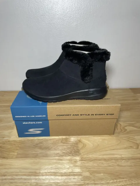 NEW SKECHERS 15501W/BBK Womens On The Go Joy-Bundle Up Ankle Boot Black Size 8.5