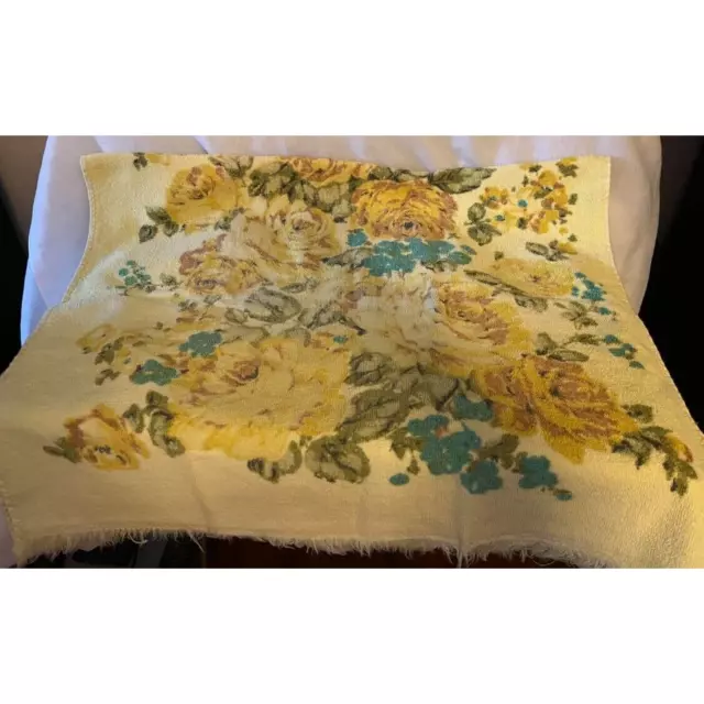 Vintage Cotton Yellow Green Blue Flowers Fringe Bath Towel 24x36"