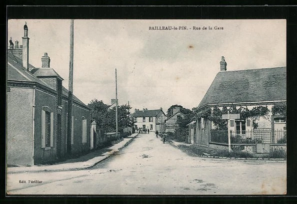 Carte Postale Ancienne – Dangeau, Route D'Alluyes – Années 1900 – Scène De Vie, France