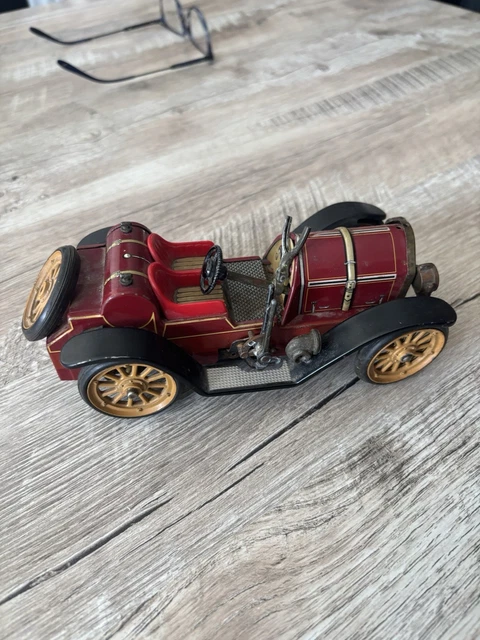 Ancienne Petite Voiture En Celluloïd - Vert Clair - Jouet Collection