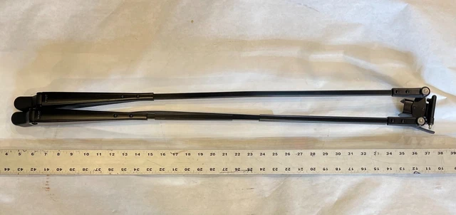 L0009734210, Linde, Front Wiper Arm RH SKU-34230608SR