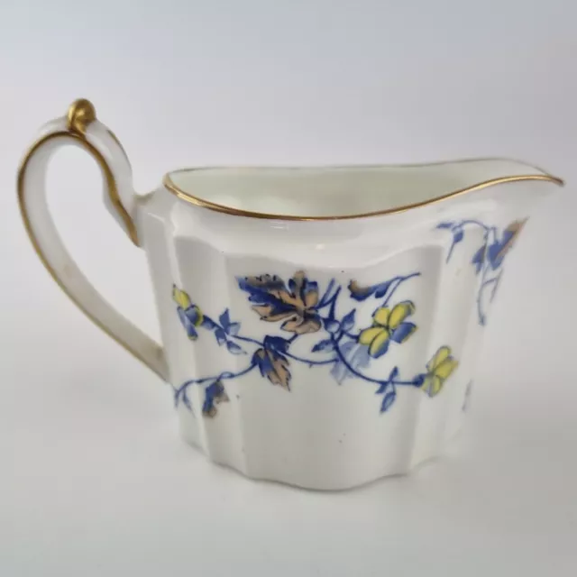 Vintage Wedgwood Milk / Cream Jug Decorated Flowers Y4488 3