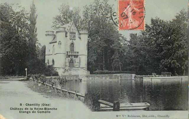 CHANTILLY chateau de la reine blanche