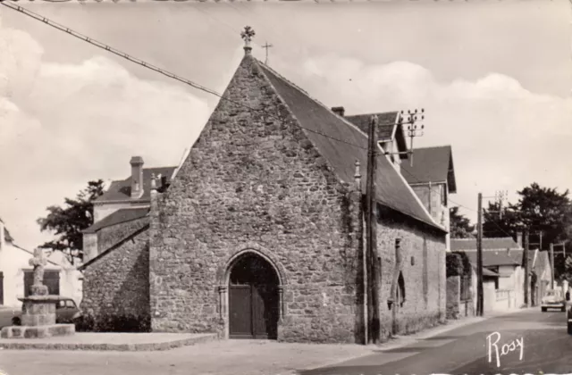 Carte postale ancienne LE POULIGUEN chapelle sainte-anne de penchâteau