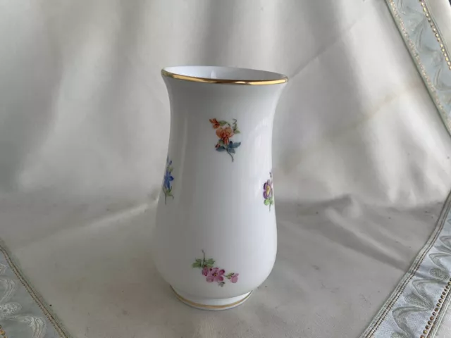 Wunderschöne Meissen Tisch-Vase mit Blümchen und Gold, Streublümchen