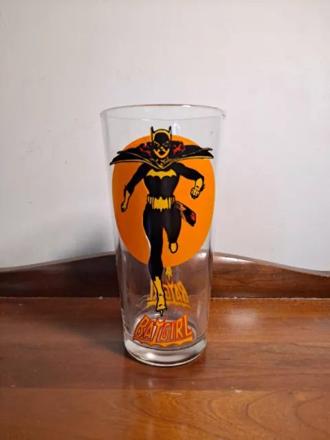 Vintage 1976 Batgirl Pepsi Super Series Glass - DC Comics Inc.