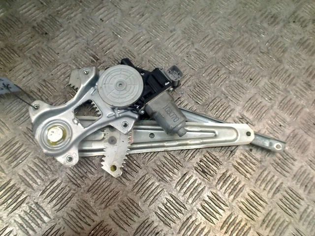 82730CV01B ELECTRIC WINDOW LIFT 2012 Nissan Juke (F15) LEFT REAR