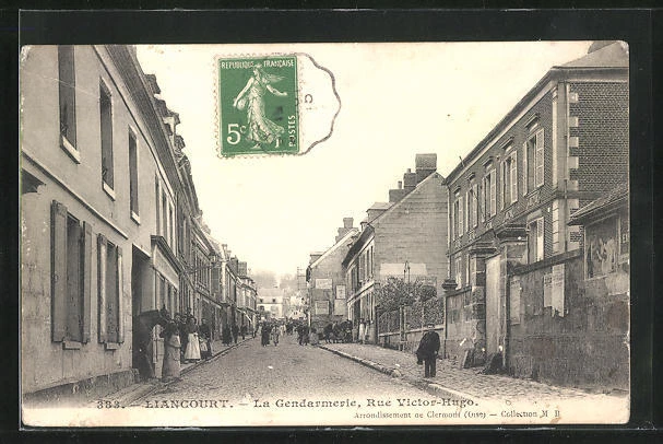 CPA Liancourt, La Gendarmerie, Rue Victor-Hugo