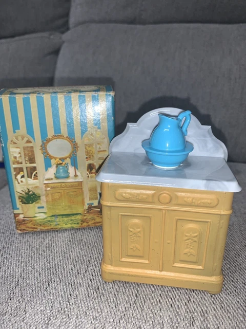 Avon Vintage Victorian Washstand Field Flowers cologne New Old Stock Collectible