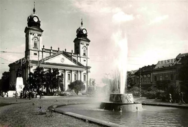 72842575 Debrecen_Debrezin Kossuth Platz Kirche Debrecen Debrezin