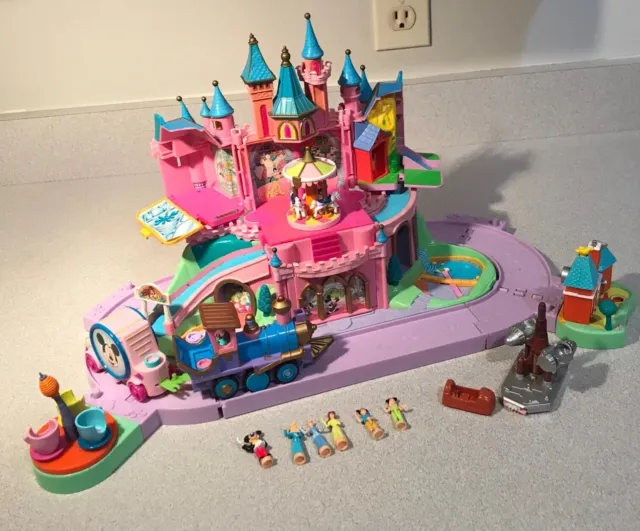 Vintage 1996 Bluebird Polly Pocket Disney Magic Kingdom Castle Play Set W/Train