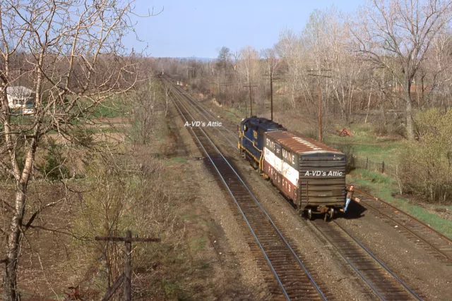 Orig slide D&H Delaware Hudson EMD GP38-2  7420 (?)  VINTAGE Elnora NY 1979 BIN