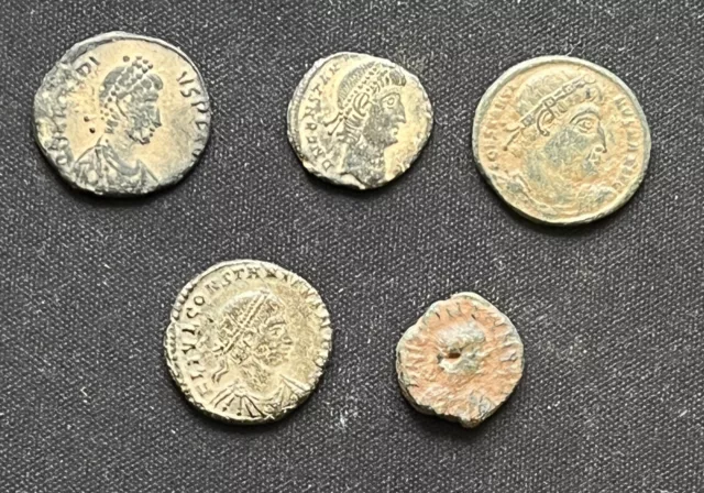 Lot de 5 monnaies romaines du 4ème siècle (2a)