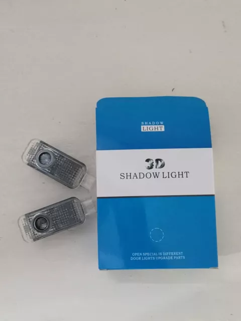 AUDI RS LOGO LED Türbeleuchtung LED-Einstiegslicht Türprojektor DHL/DPD!  EUR 19,95 - PicClick IT