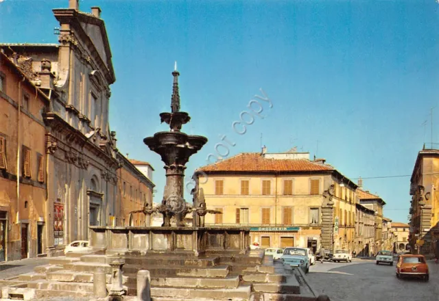 Cartolina Viterbo Piazza Fontana Grande