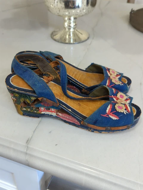 AS IS 1940s WWII Pair Ornate Womans Hand Carved Wooden Shoes Phillippines WEDGE