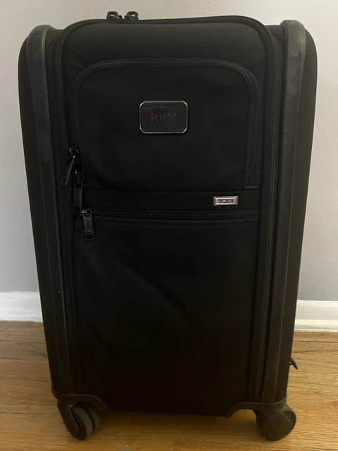Tumi Alpha 3, 22" Expandable 4 Wheeled Carry-On - Black (1171541041) 3