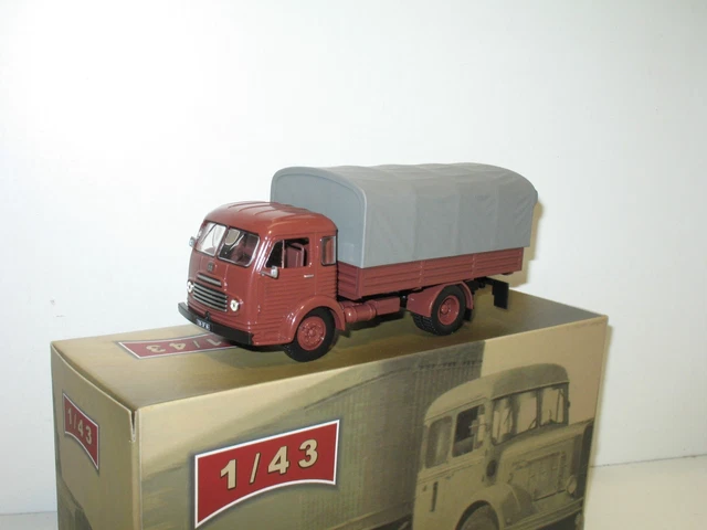 Corgi Heritage 1/50 - Simca Cargo Plateau Pneus Michelin - Très Bon état + Boîte