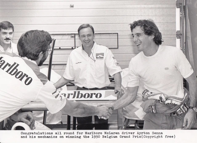 AYRTON SENNA & MECHANICS 1990 BELGIAN GP F1 McLAREN ORIGINAL PERIOD