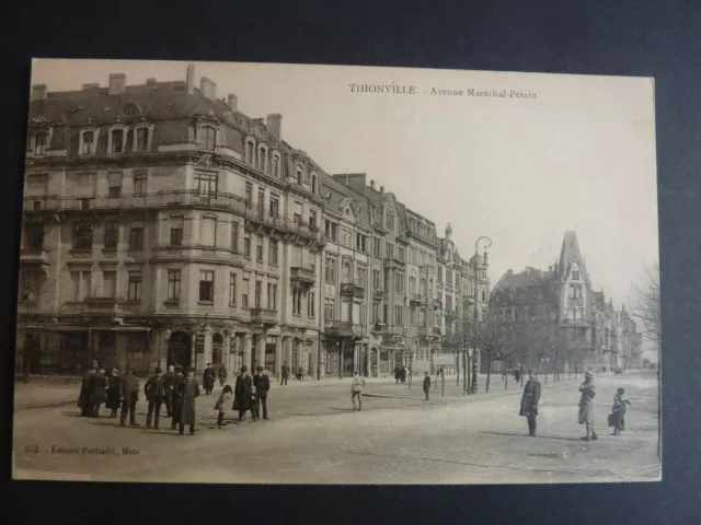 THIONVILLE Diedenhofen Moselle CPA 57 l'avenue du marechal Pétain