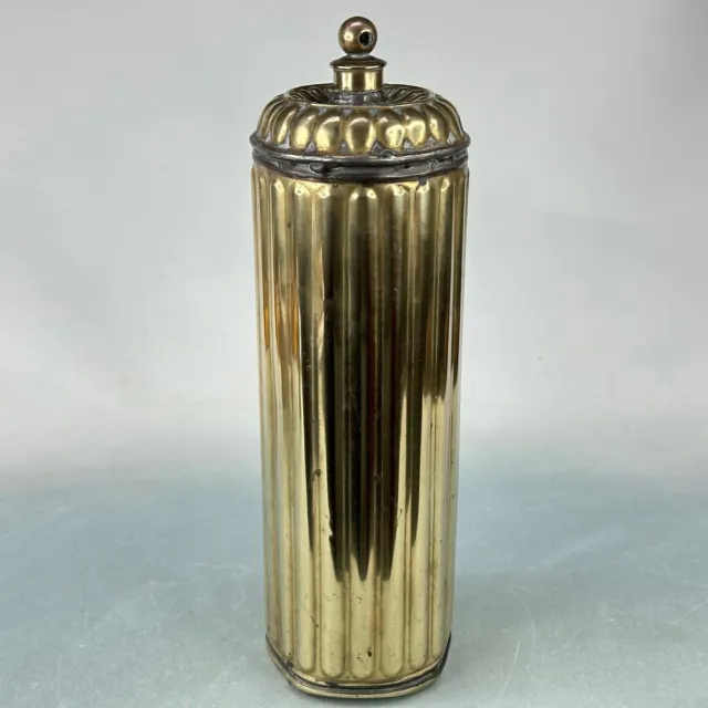 Antike französische verzierte gerippte Messingbett- oder Fußwärmer, Metall Heißwasserflasche