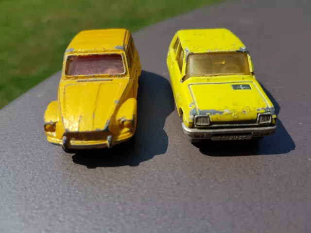 LOT DE 2 voitures 1/55: Renault 5 L Majorette et Citroën  Dyane Corgi Juniors