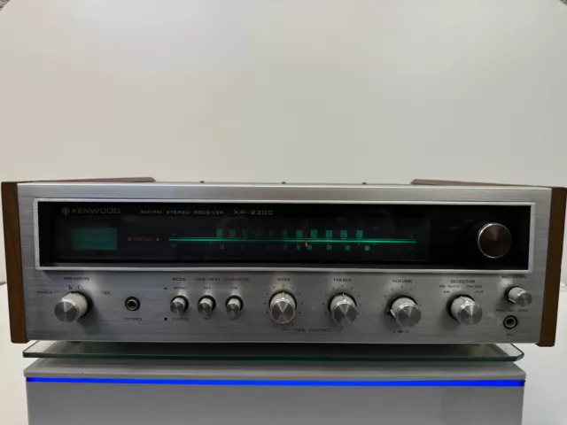 Kenwood KR-2300 Solid State AM-FM Stereo receiver