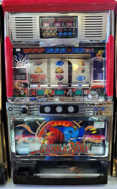 Vintage Savanna Park Medal Operated Slot Machine A-Type, Works & Includes Medals