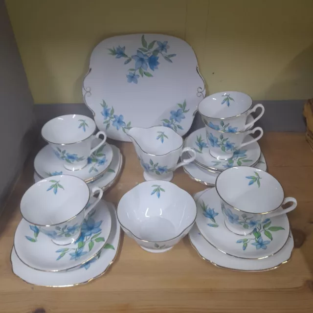 Pretty Vintage Windsor Blue Floral Bone China Tea Set 20 Piece