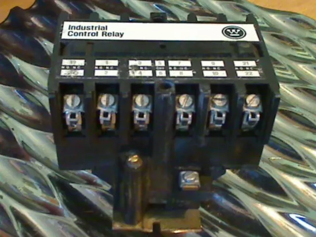 Westinghouse 766Ao26G01 10 Amp 600V Industrial Control Relay 6 Pole