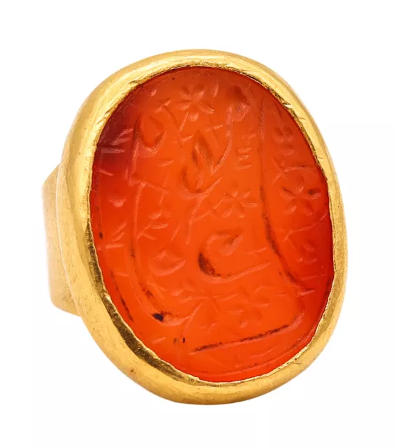 Ancient Seal Ring in Hammered 18 kt Yellow Gold with Carved Carnelian Intaglio