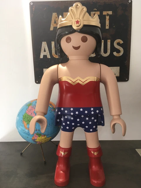 Justice League - Wonder Woman (Deluxe Version) Hot Toys Justice League - Wonder Woman (Deluxe Version) Hot Toys