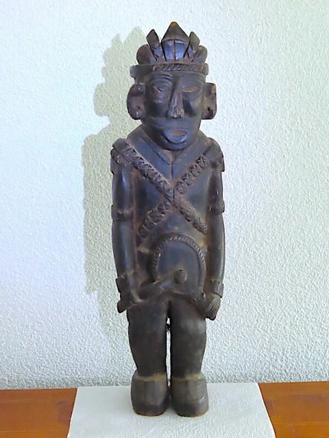 Dayak Batak Kopf Jäger Holz nackte Krieger Figur Tribal Ahnenfigur Idol Schamane