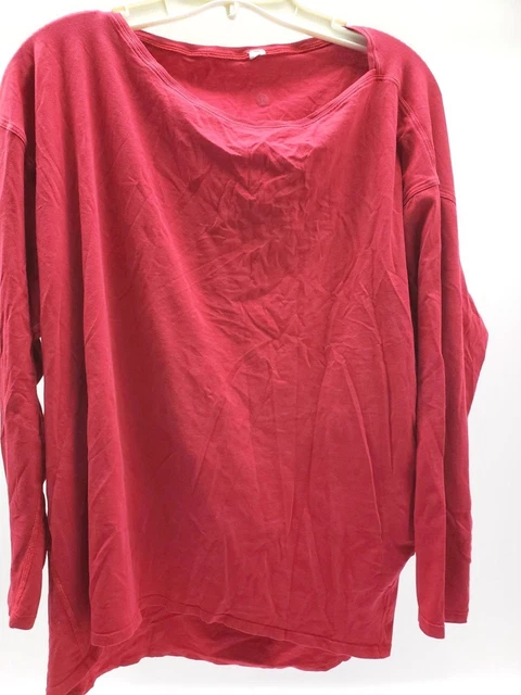 Women's LULULEMON Red Top 50bust
