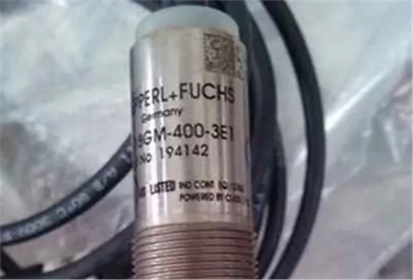 1Pcs New Pepperl+Fuchs UDC-18GM-400-3E1 cv 2