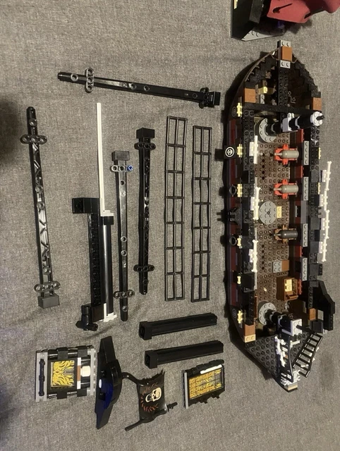 LEGO PIRATES OF The Caribbean 4195 Queen Annes Revenge Incomplete READ ...