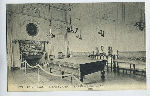 Billiards table Sports Versailles Palace original old 1910s postcard