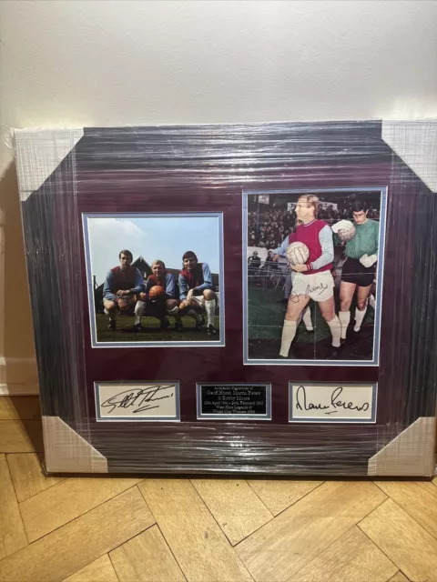 Bobby Moore, Geoff Hurst, Martin Peters Signed Framed 1966 World Cup