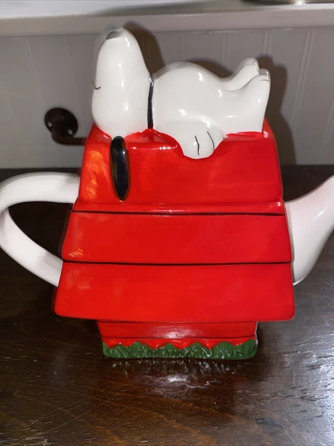 VINTAGE SNOOPY SLEEPING On Dog House Ceramic Teapot $30.59 - PicClick