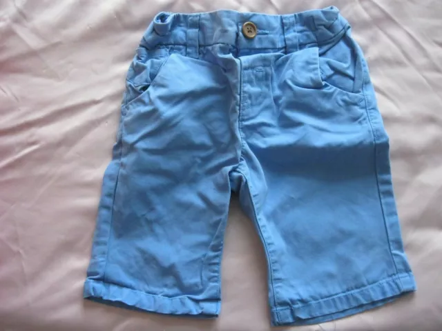 BOY'S / GIRLS NEXT BLUE SHORTS. Adjustable Waist. Age 2-3 years. Height 98 cm.