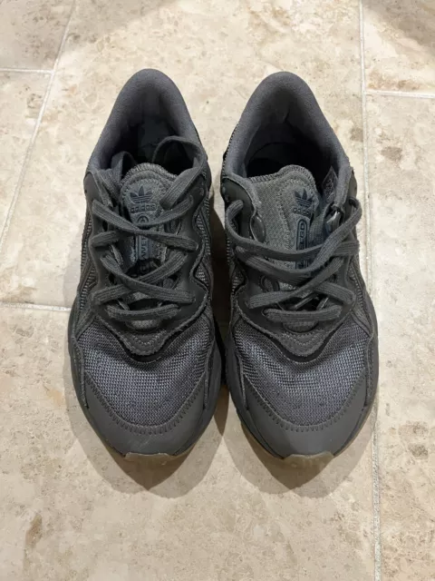 ADIDAS OZWEEGO TRAINERS Size 4 VGC Dark Grey 19.99 PicClick UK