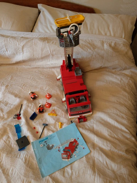 PLAYMOBIL FIRE-ENGINE WITH instructions PicClick UK