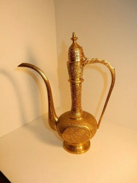 Ewer Aftaba Vintage Engraved Brass Surahi Dallah Teapot