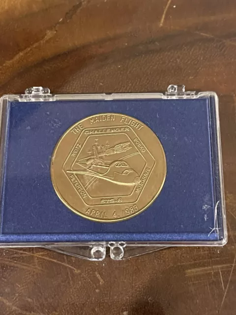 NASA The Maiden Flight STS-6 Landing DFRF April 1983 Coin With Case